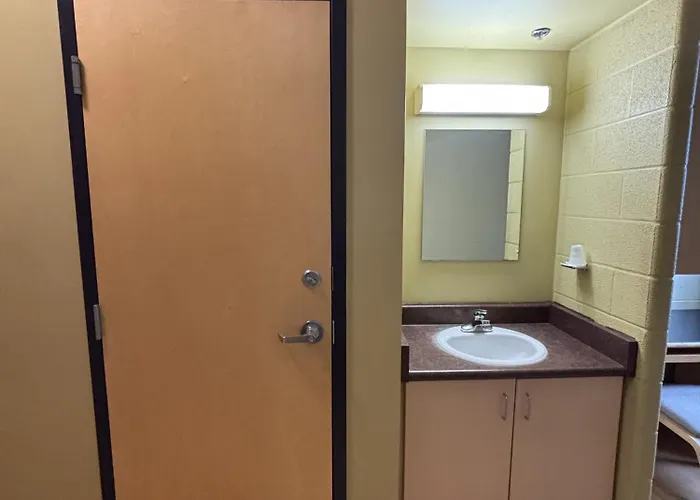 Hotel Laurier - King Street Residence